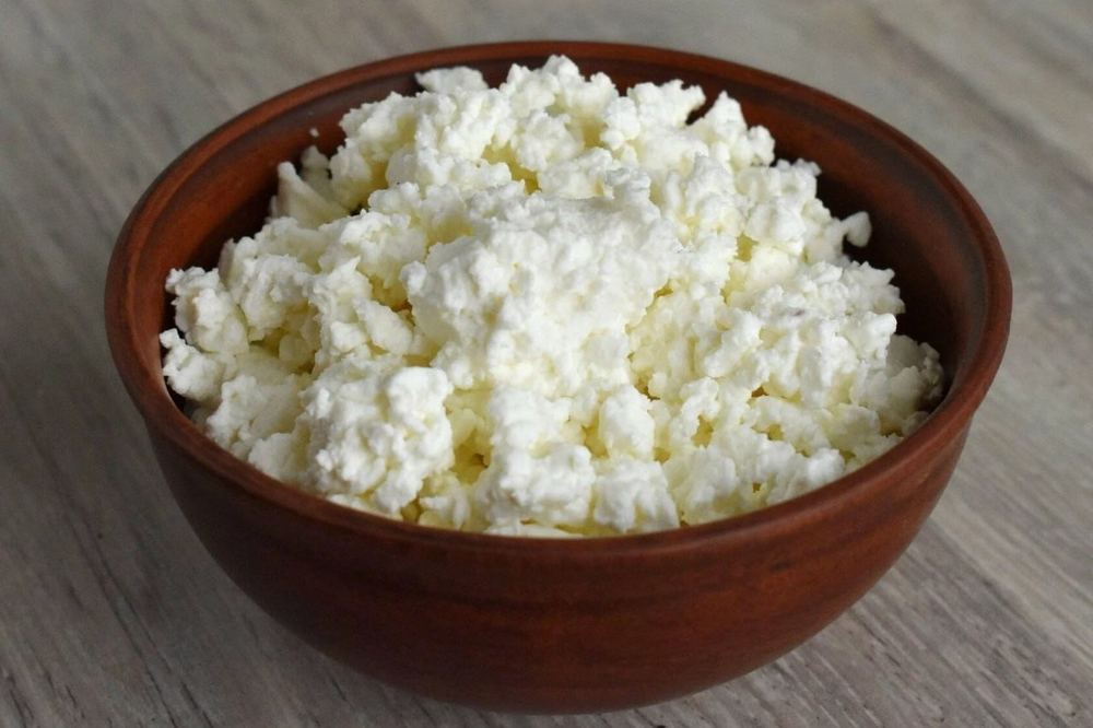 Творог из коровьего молока, 1 кг