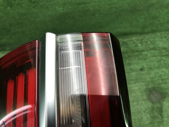 Фонарь левый внешний Geely Coolray (2019-2023)