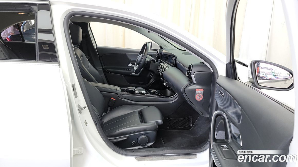 Mercedes-Benz A-Class W177 A220 Sedan (03.2020)
