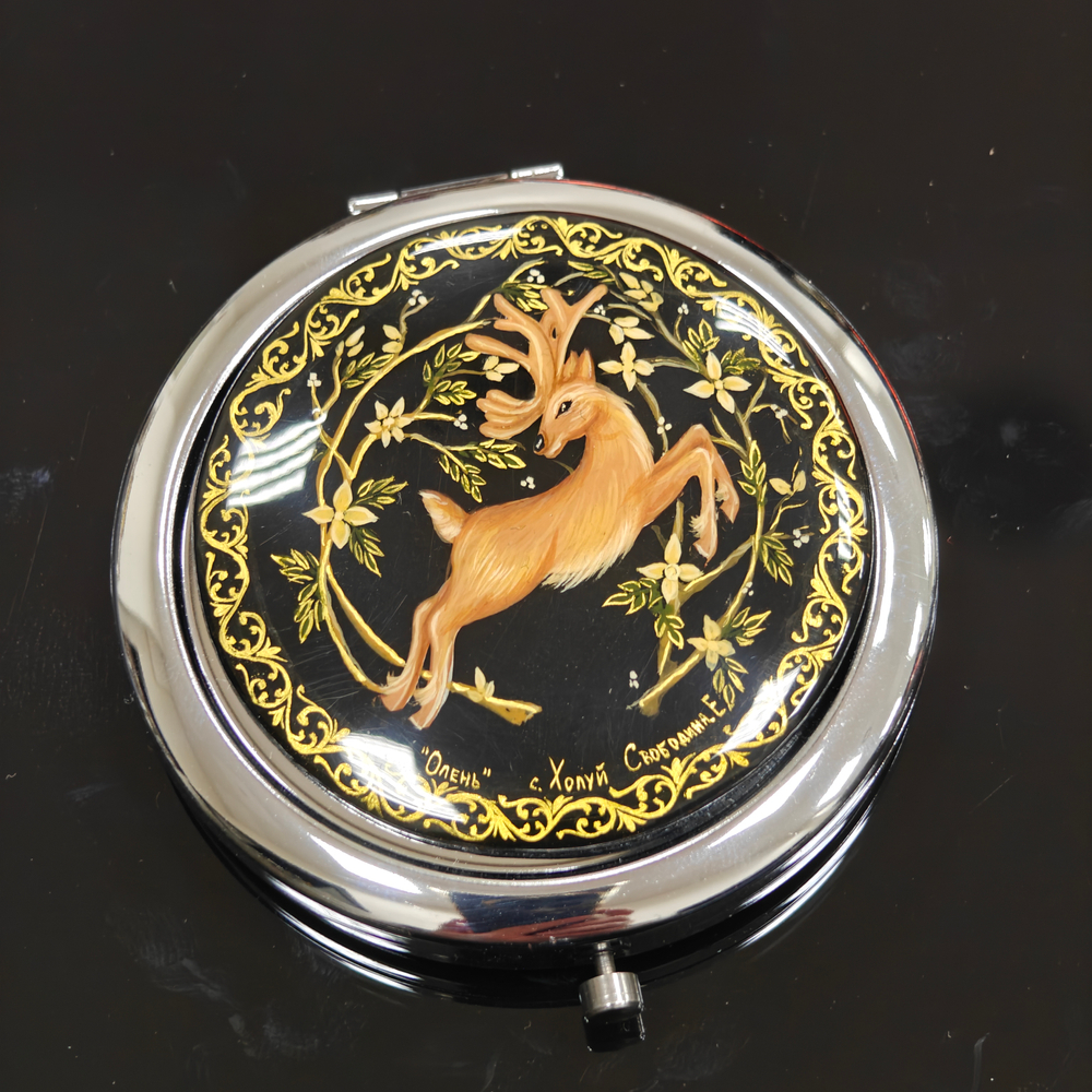 Сувенирное зеркальце с ручной холуйской росписью "Олененок"