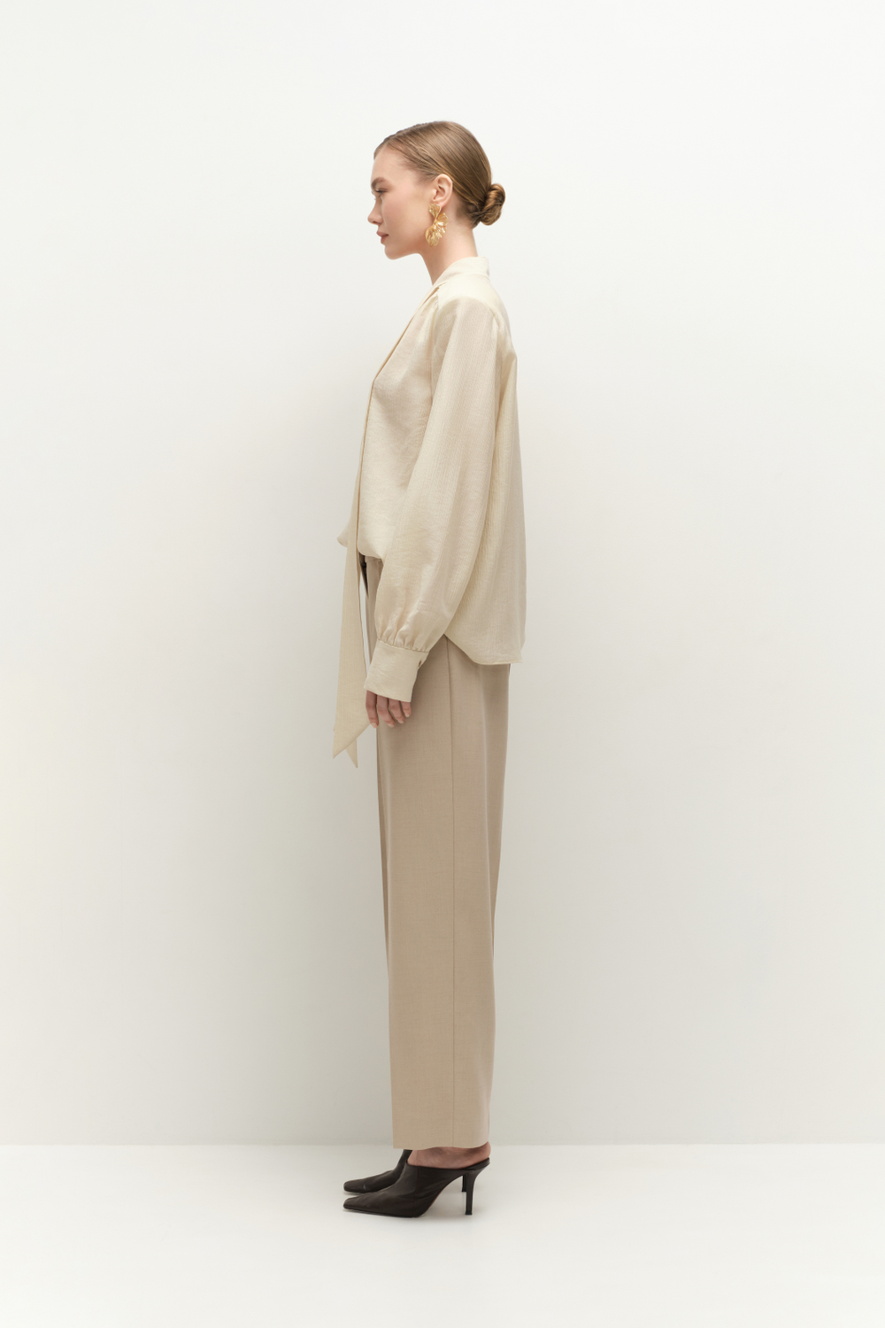 Блуза чайная