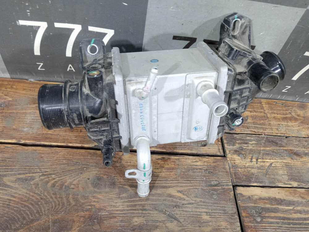 Интеркулер Changan UNI-V, UNI-T 22-нв Б/У Оригинал 1119600NE01AB