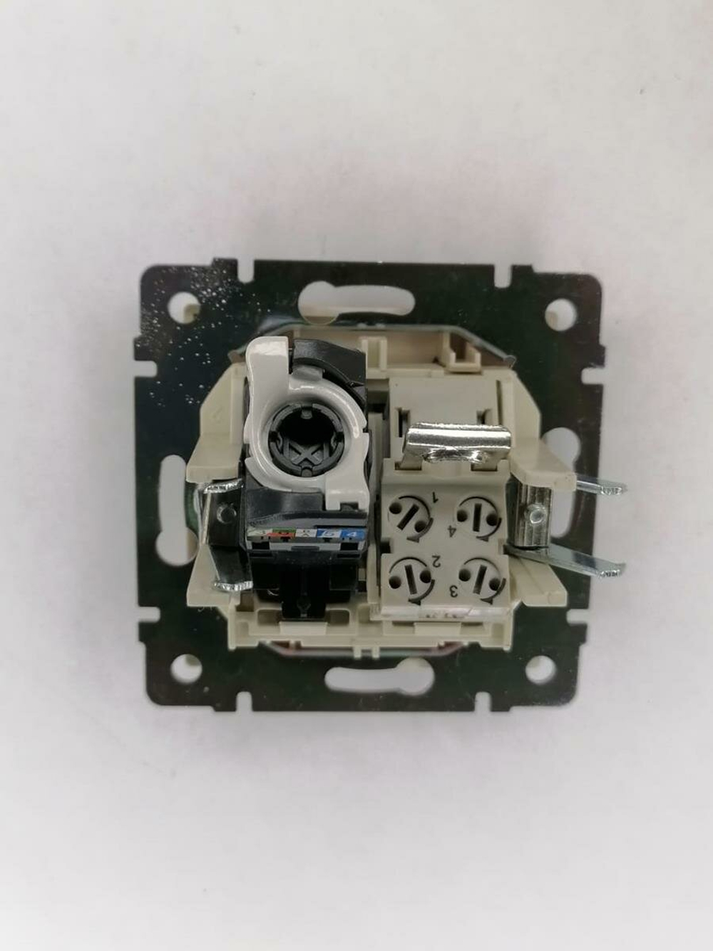 Розетка 2-я RJ-11 + RJ-45 Werkel  слоновая кость