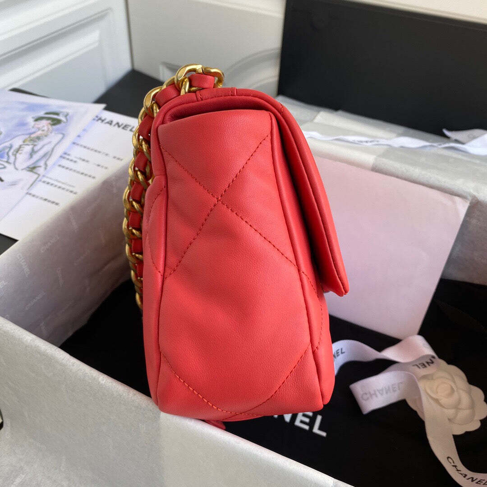 Chanel 19 26 cm