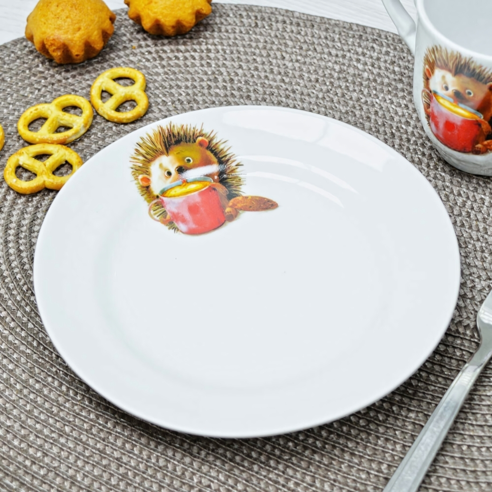 Тарелка 175мм мелкая форма Идиллия Кроха Ежонок