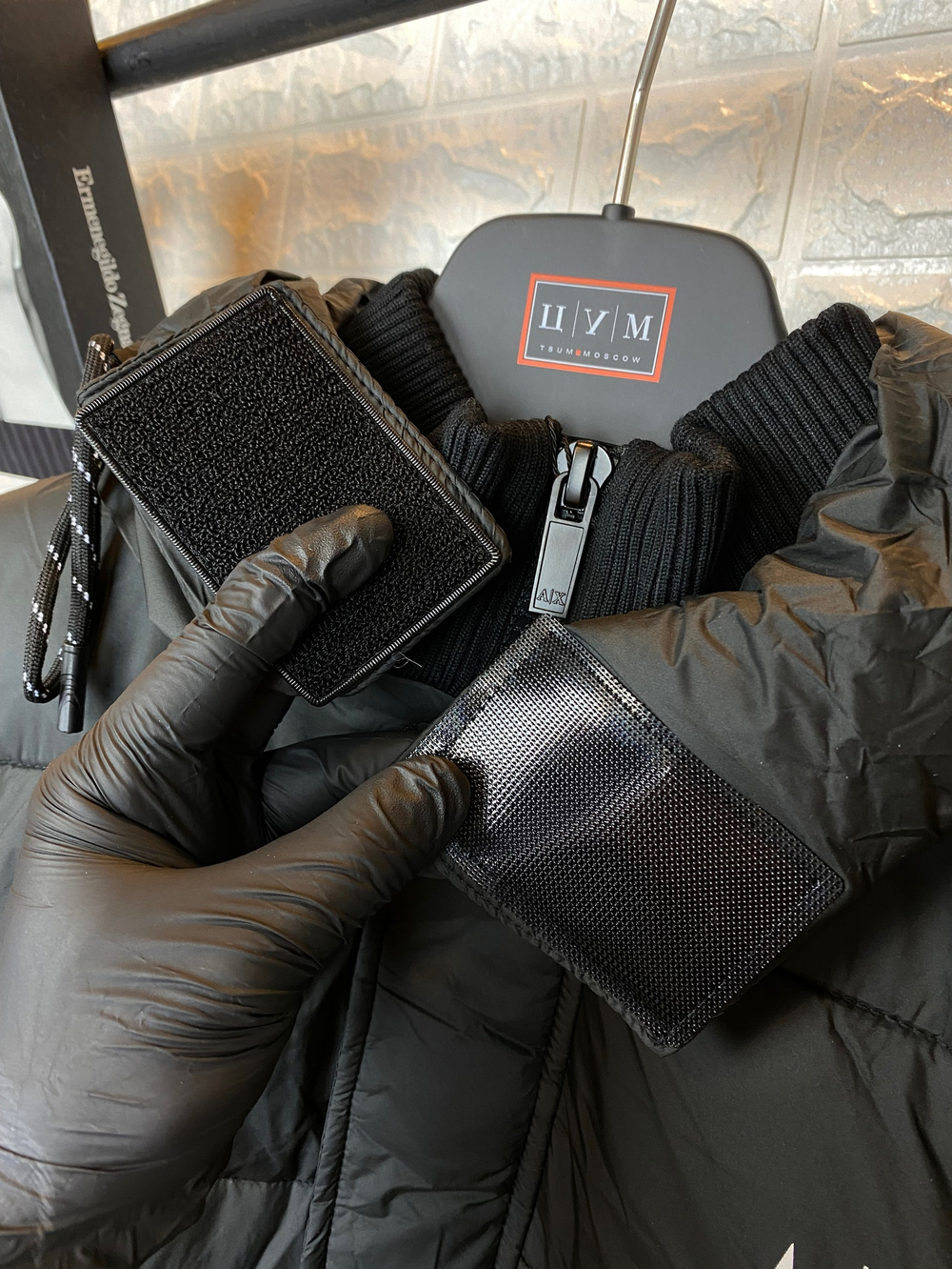 Пуховик короткий Armani Exchange