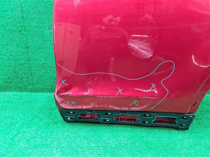 Дверь задняя левая LR Discovery Sport (2014-н.в.)