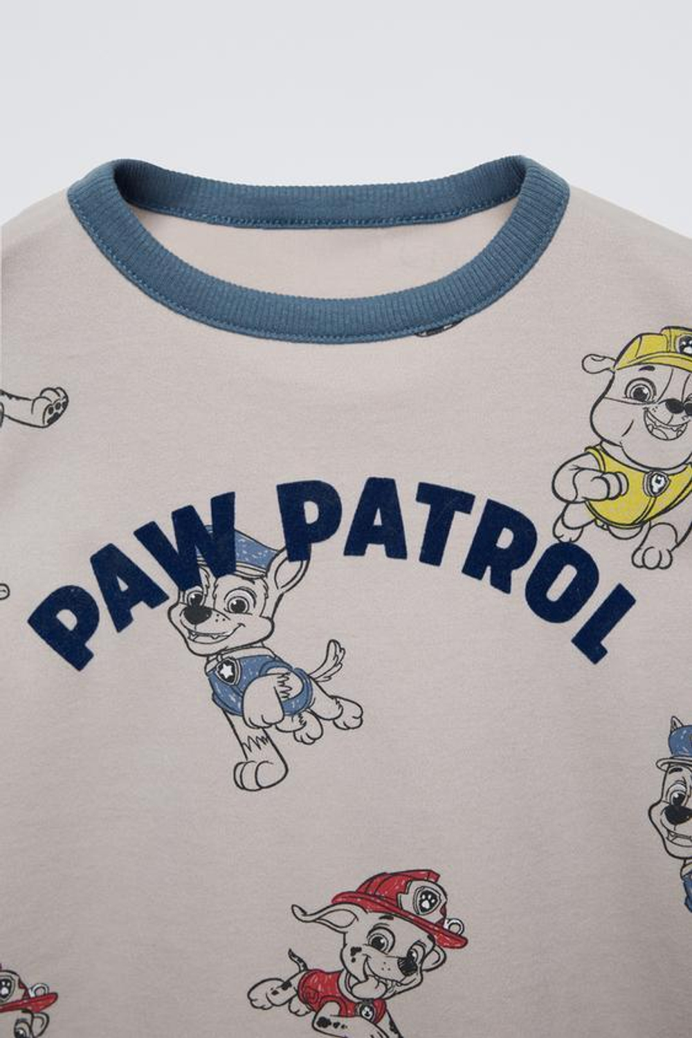 ZARA ПИЖАМА С РЕЛЬЕФНЫМ УЗОРОМ PAW PATROL ™, РЫЖЕВАТО-КОРИЧНЕВЫЙ