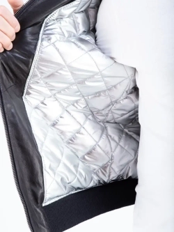 Куртка мужская кожаная натуральная с капюшоном