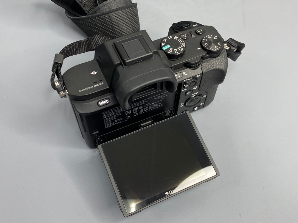 Sony A7 II 23000 кадров