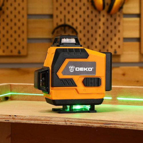 Лазерный уровень DEKO DKLL 16 самовыравнивающийся в кейсе со штативом 065-0233