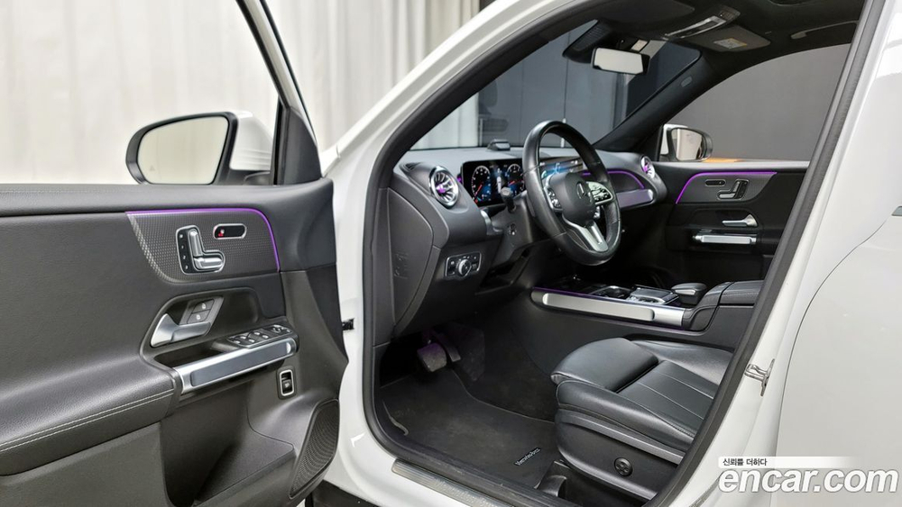 Mercedes-Benz GLB-Class X247 GLB220 (11.2020)