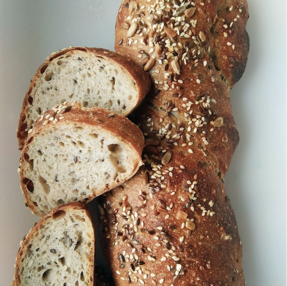 Хлеб швейцарский на закваске с семечками