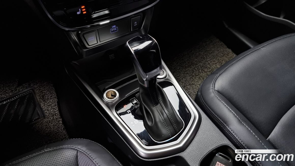 KG Mobility (Ssangyong) Very New Tivoli Бензин 1.5 2WD (05.2022)