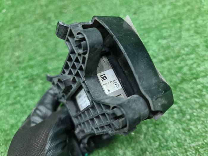 Датчик радарный BMW 3er G20 (2018-н.в.)