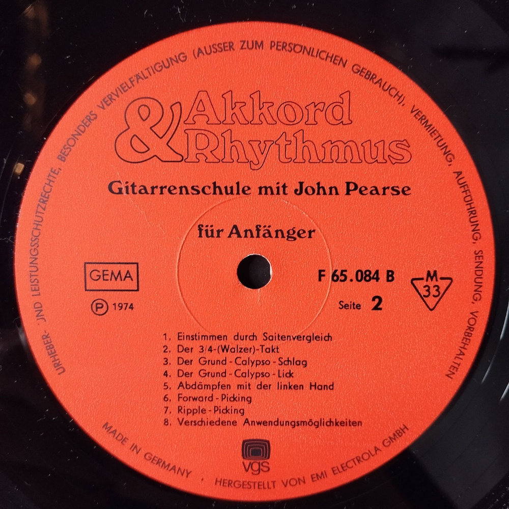 Винтажная виниловая пластинка LP John Pearse Akkord and Rhythmus Gitarrenschule Mit John Pearse (Fur Anfanger) (Germany 1974)