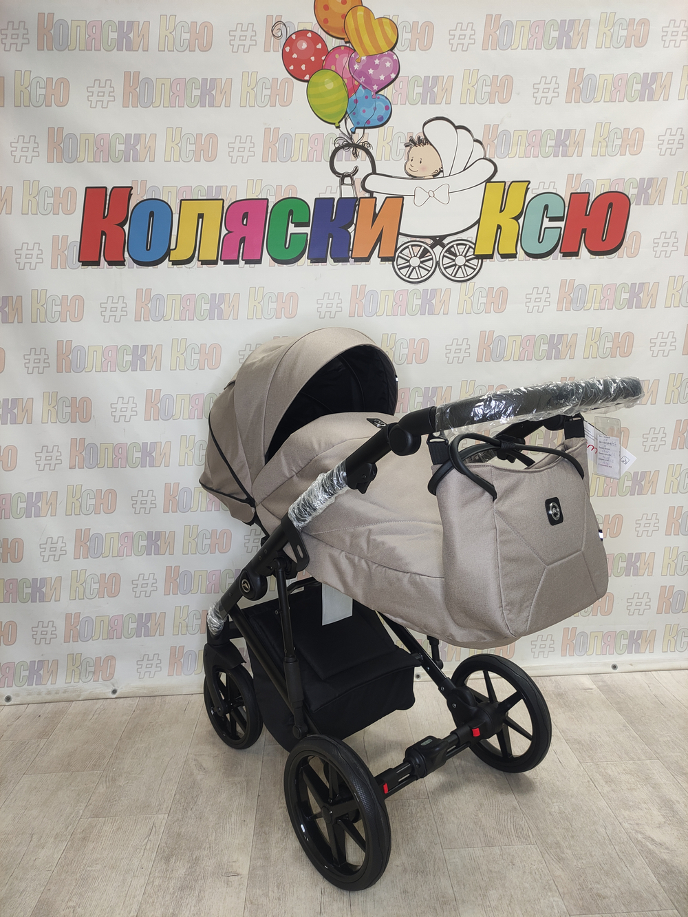 Коляска модульная Adamex Mobi New Tip M-TK72