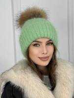 шапка ангора с меховым помпоном зимняя пушистая стильная