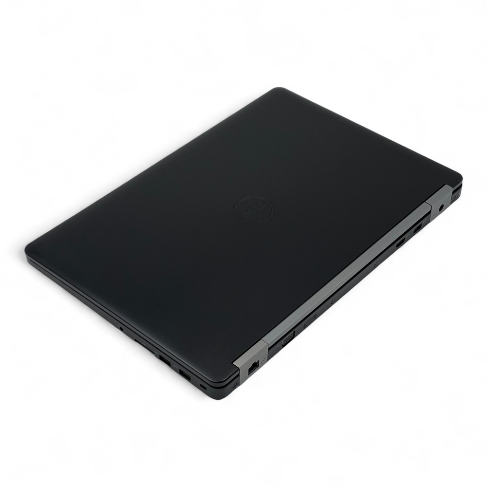 Latitude E5570