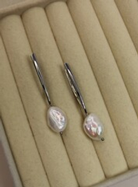 Серьги с натуральным барочным жемчугом "Жемчужный штрих"