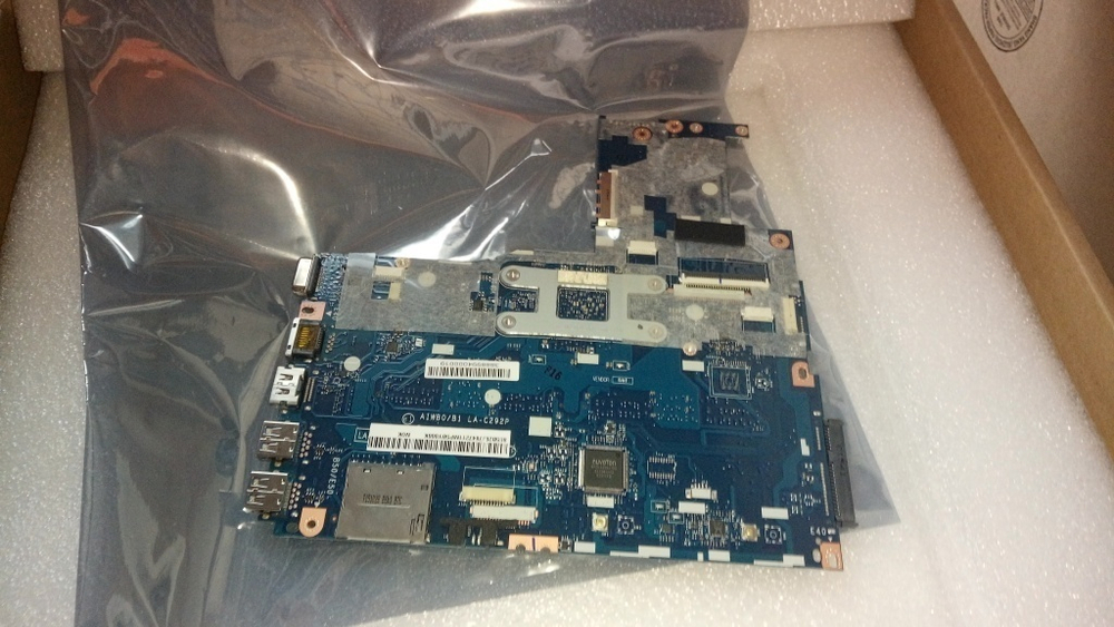 Материнская плата для ноутбука Lenovo B51-30NOK N3050UMA FPNEMMC (5B20J78472), оригинал