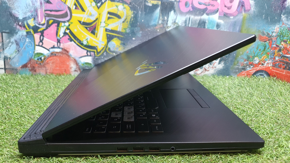 Игровой ASUS i7-10/32Gb/RTX 2070 Super 8Gb/144Hz/ROG Strix G17 G712LWS-EV023T/Windows 10