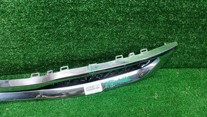 Решетка радиатора KIA Rio 4 X-Line (2017-2020)