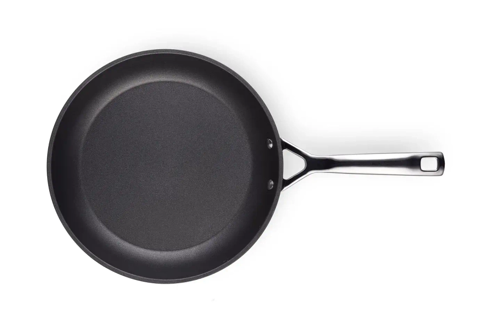Le Creuset Сковорода PRO с антипригарным покрытием 28см