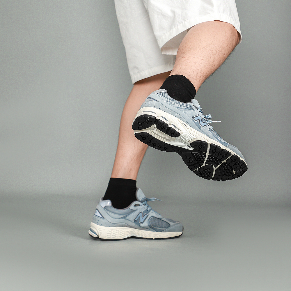 Кроссовки New Balance Nb 2002R