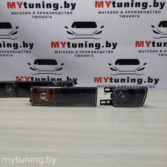 Поворотники с галогеном VW Golf 3 / Vento black