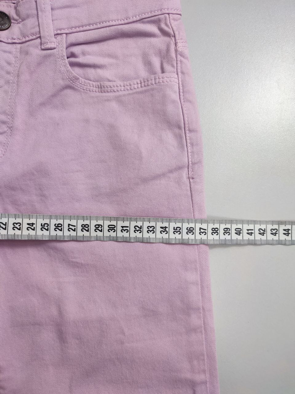 Джинсы Kiabi красивого цвета на 10 лет