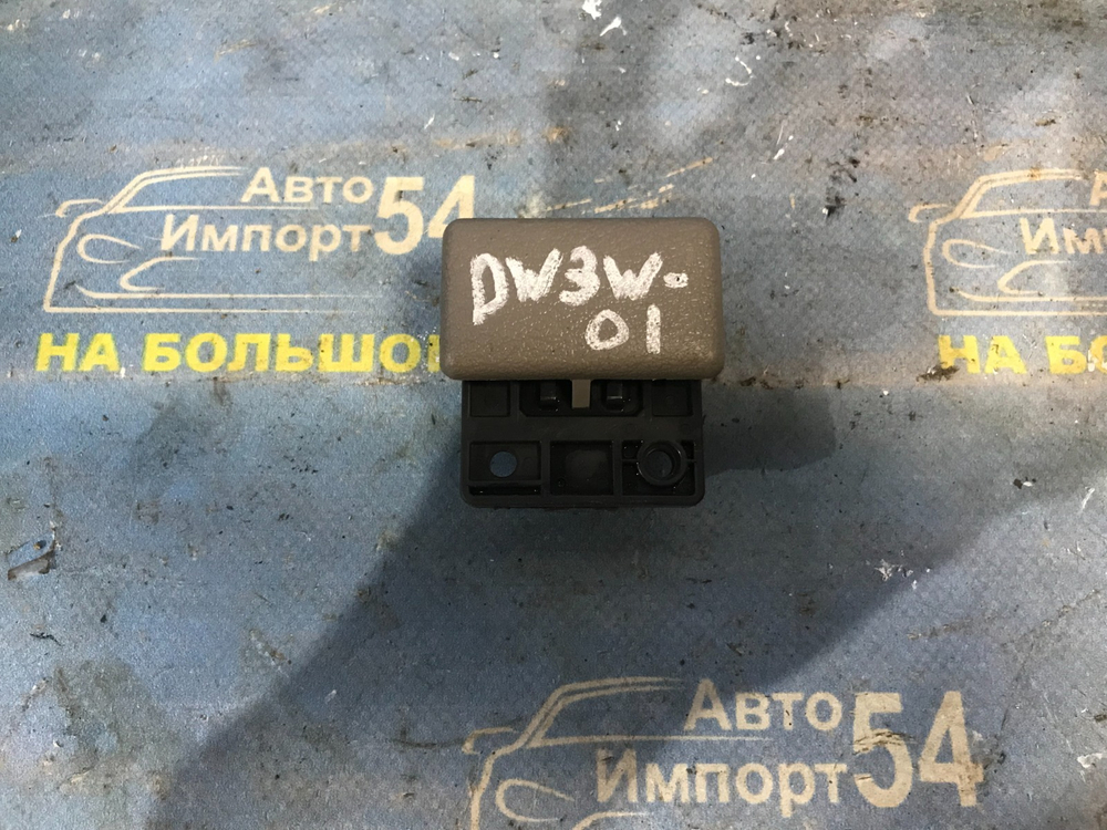 Бардачок пассажирский MAZDA DEMIO 2001