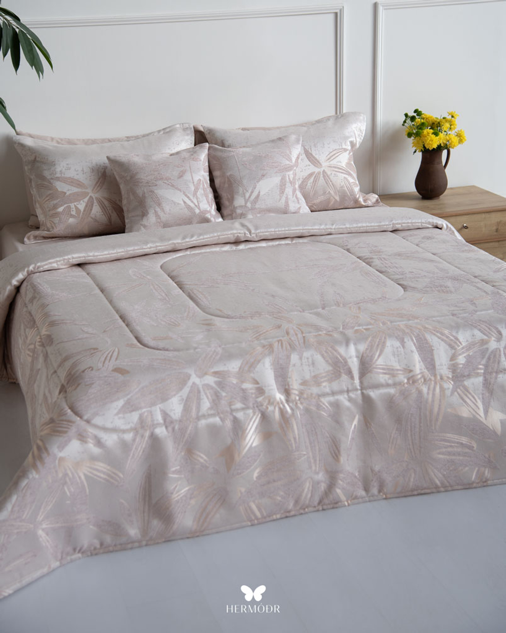 Комплект постельного белья двуспальный Konar Pink Hermodr 8 предметов 130220325 Иран