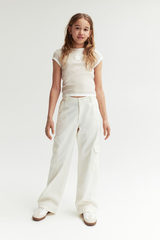 H&M Широкие брюки-карго, кремовый