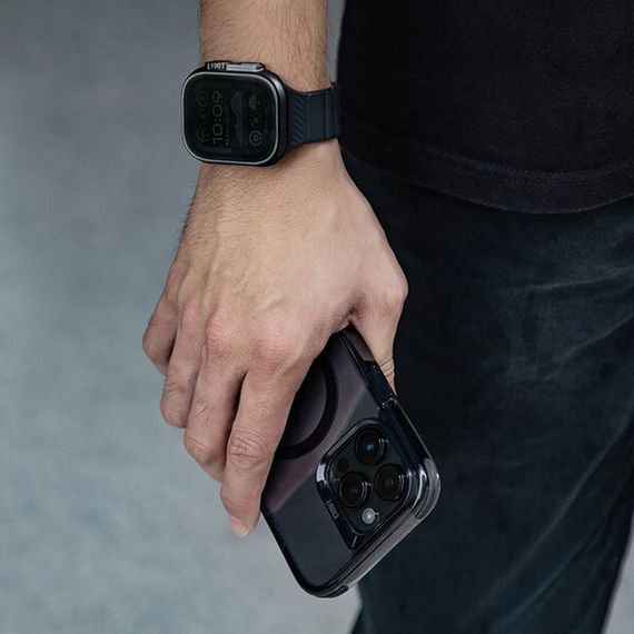 Чехол Uniq Combat MagSafe для iPhone 16 Black (IP6.1(2024)-COMMBLK)