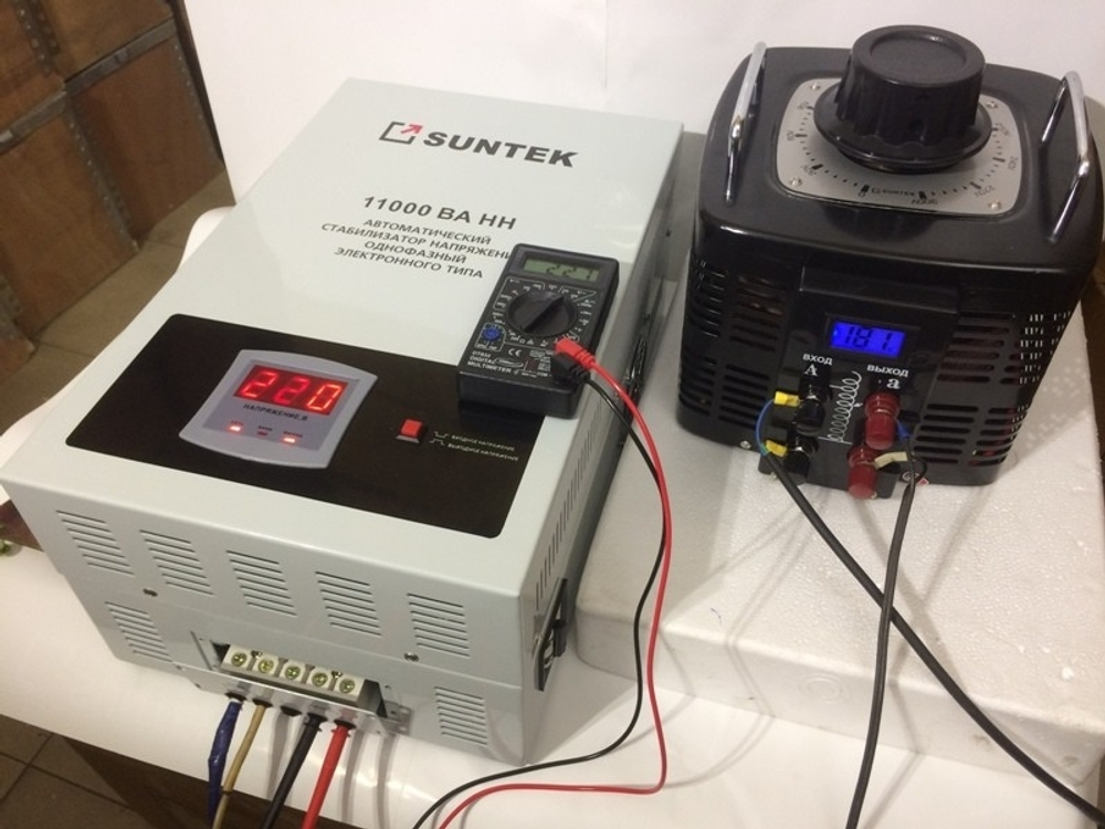 Релейный стабилизатор напряжения SUNTEK 11000ВА-НН