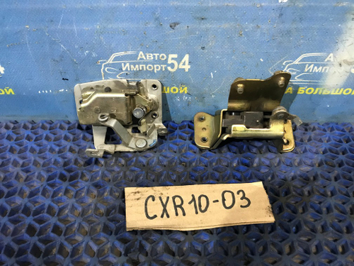 Замок двери задней левой TOYOTA ESTIMA 1998