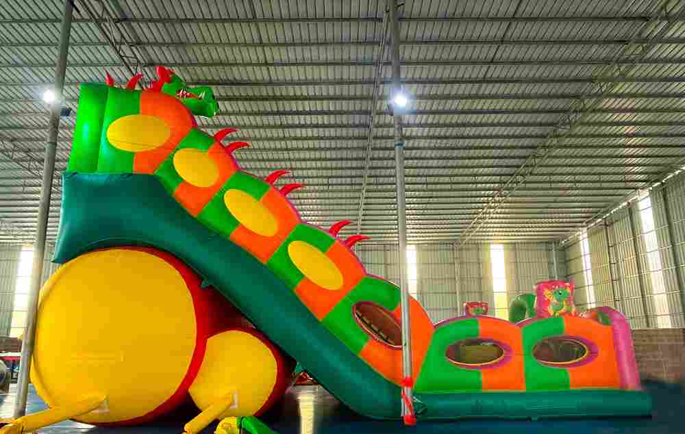 Коммерческий надувной батут-горка «Дракон», 11,5*6*9 м