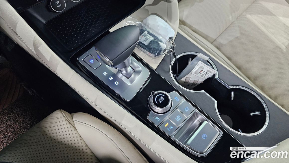 Genesis The New G70 Бензин 2.5T 2WD (08.2023)