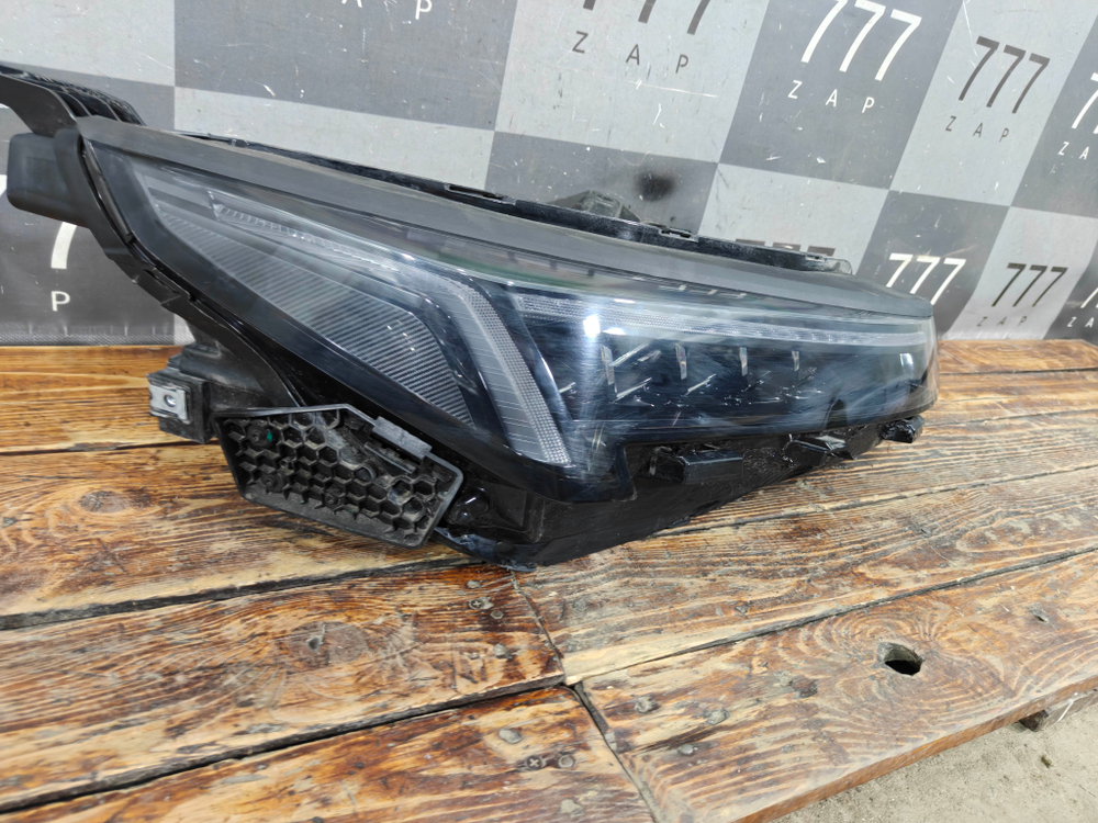 Фара правая Москвич 6 23-нв Б/У Оригинал 4121200U73C0