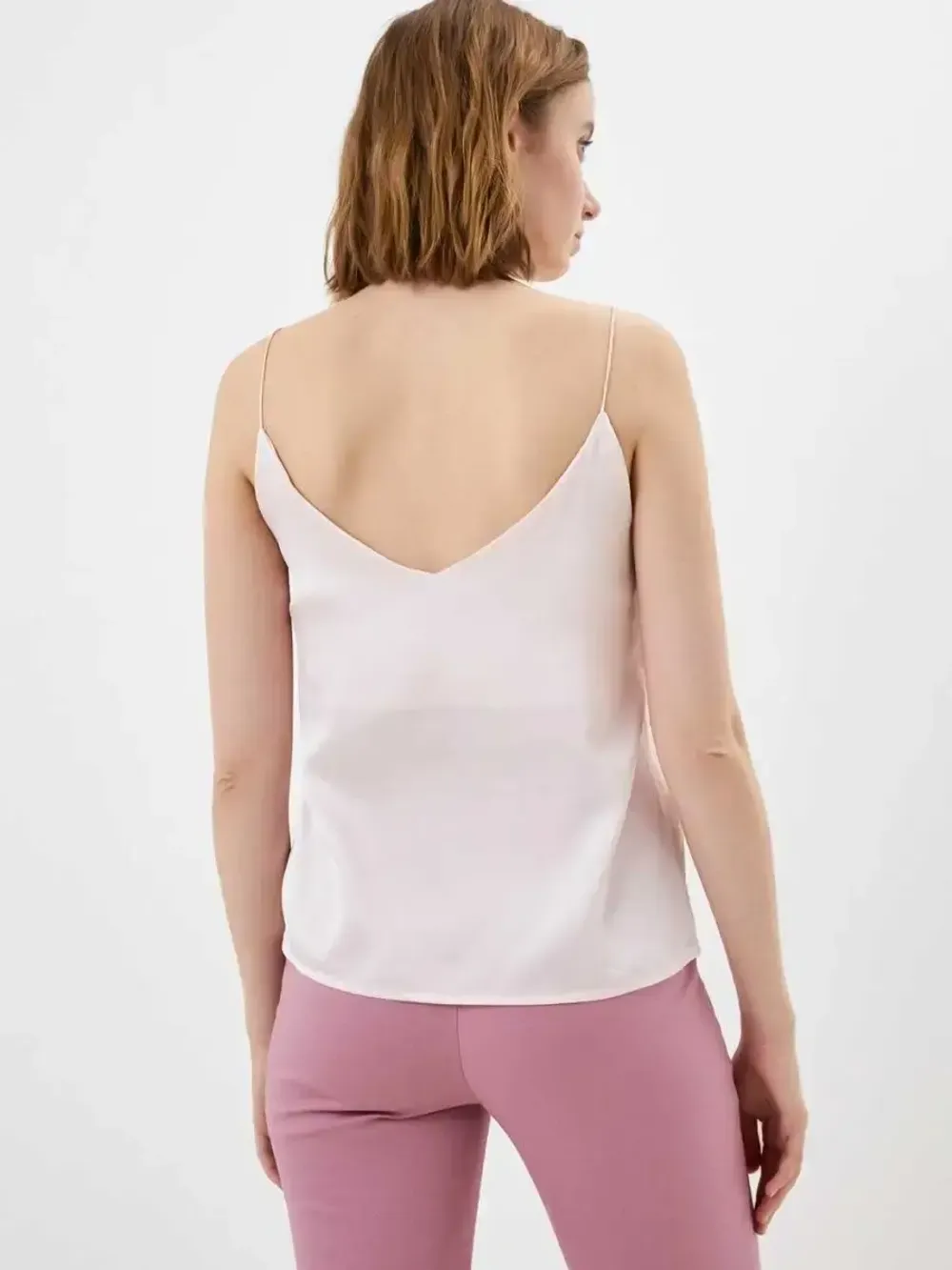 Топ на бретелях