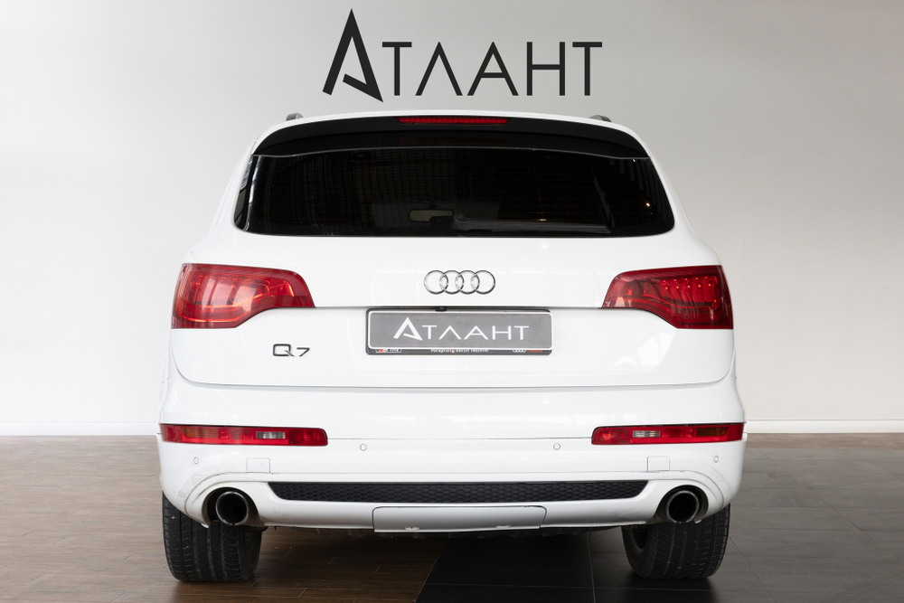 Audi Q7, 2011 год