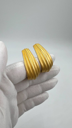 Серьги крупные матовые
