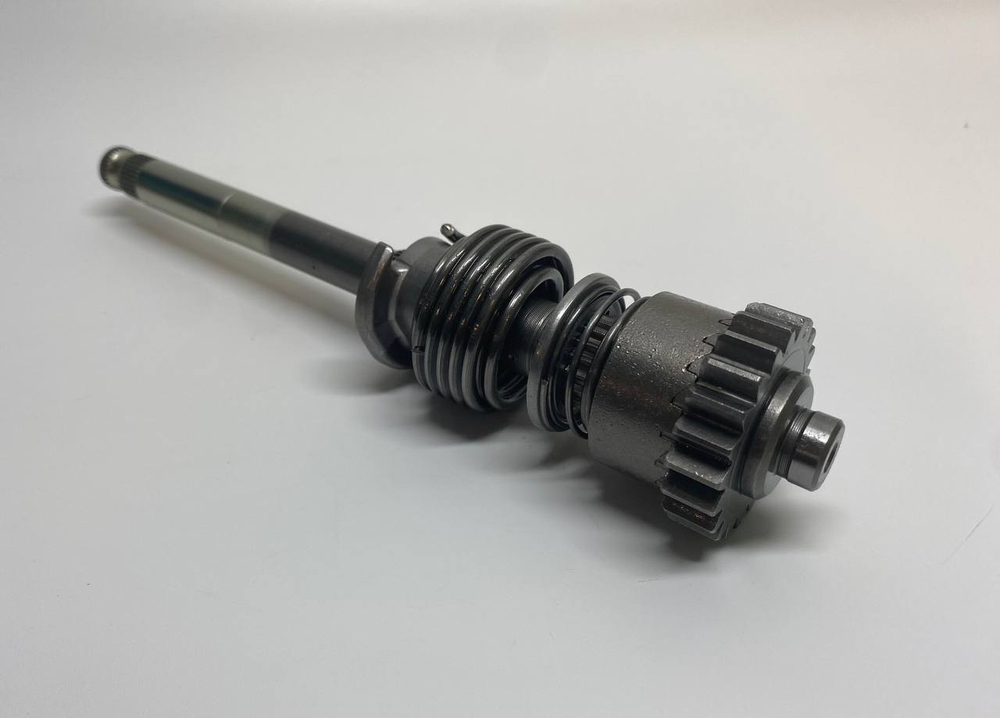 Вал кикстартера в сборе двигатель YX153FMI