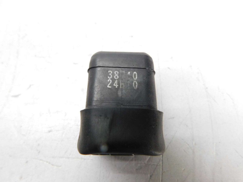 Реле света Suzuki Gladius SFV650A 38740-24X50