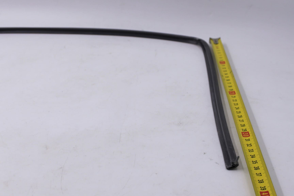 Уплотнитель двери духовки DARINA F EC331 606 W