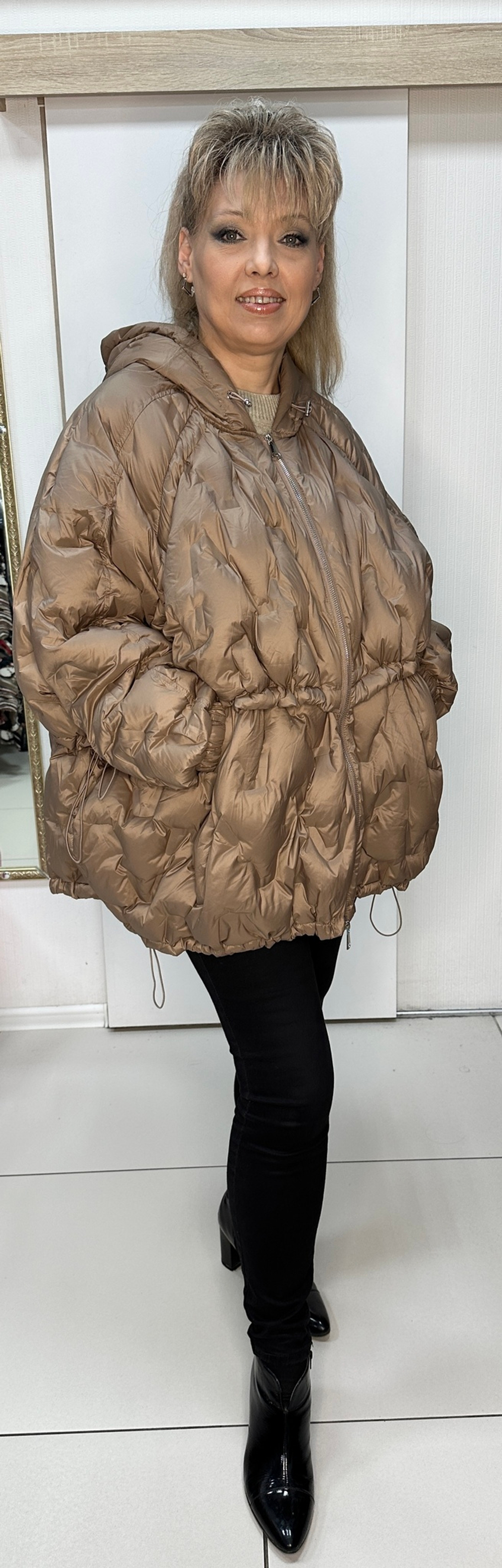 Стеганная куртка-пуховик с кулисками на большой размер