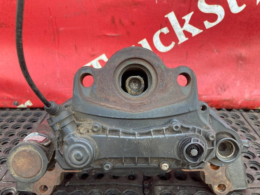 Суппорт задний левый 2018г.