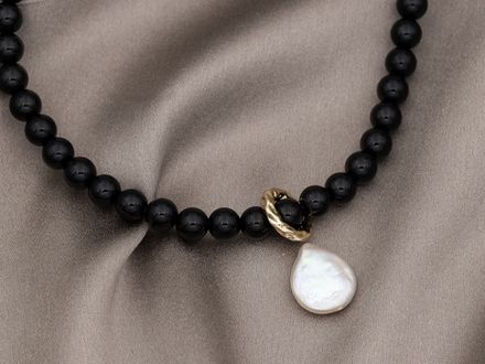 Нить бусин из агата 6мм, гладкие