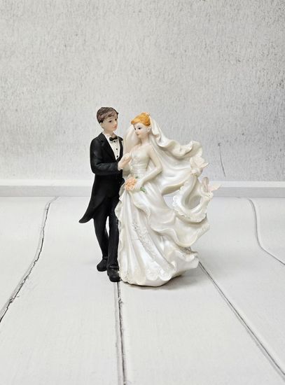 Свадебные фигурки "Жених и невеста" на торт